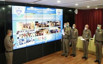 ขนต่างด้าวเข้าไทย แหกประกาศควบคุมโรค ตม.จับตีนผีรถทัวร์-รถตู้