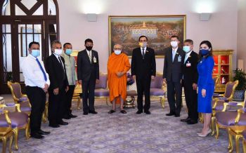ส.ส.พปชร.นำ\'พระครูกาแก้วขันติโก\'เข้าพบนายกฯ มอบเงินช่วยเหลือโควิด-19