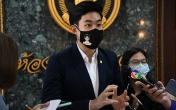 กทม.ประกาศรื้อทิ้งทุกป้ายโฆษณาขวางทางเท้า หลังหมดสัญญา