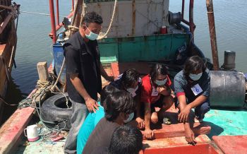 ตำรวจน้ำนราธิวาส จับเรือเวียดนาม ลอบทำประมงน่านน้ำไทย