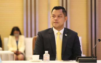 \'ธนกร\'วอนทุกฝ่ายถอยคนละก้าว เผยช่วงหยุดยาวไทยเที่ยวไทยคึกคัก