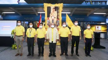 โซไซตี้ : กลุ่มบริษัทบีทีเอส จัดพิธีจุดเทียนถวายพระพรชัยมงคล