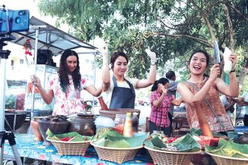 ‘จั๊กจั่น’ควงสากแดนซ์ โชว์ส้มตำลีลา  เปิดฉาก‘สะใภ้ไร้ศักดินา’