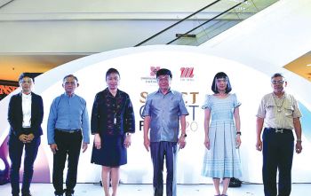 เลือกซื้อของขวัญจากงานหัตถกรรมร่วมสมัย  ‘SACICT Craft Fair 2020’