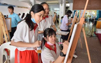 อาชีวะอุบลฯเปิดworkshop เรียนรู้ศิลปะกับศิลปิน โครงการเทศกาลศิลปะร่วมสมัยลุ่มแม่น้ำโขง