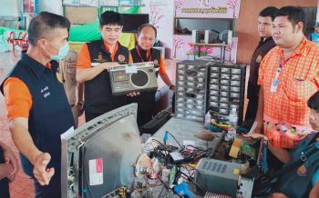 อาชีวะอุบลฯ ลงพื้นที่บริการประชาชนรับซ่อมและสอนอาชีพฟรี