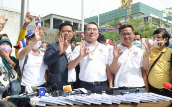 \'หมอวรงค์\'นำทัพบุกสภา! ยื่นแสนกว่าชื่อ คัดค้านการแก้ไขรัฐธรรมนูญ