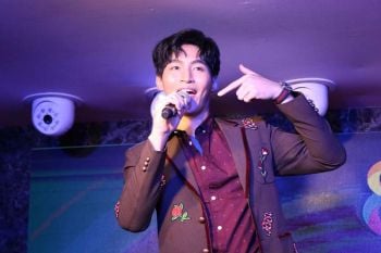 ‘โอห์ม-ฐิติวัฒน์’นำทีมนักแสดงละคร‘ภูตรัตติกาล’ ชวนแฟนคลับดินเนอร์ ล่องเรือหรูสุดเอ็กซ์คลูซีฟ
