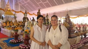 \'ครีม ธิชาชา - กระต่าย อาร์สยาม\' ร่วมงานบุญทอดกฐิน วัดพระบาทปางแฟน จ.เชียงใหม่