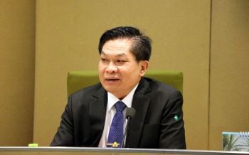 สพฐ.ยัน\'ผอ.โรงเรียนเบญจมราชูทิศ\'ไม่ได้กดดันไล่เด็กออก หลังชู3นิ้ว