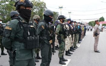 ‘นราธิวาส’ปล่อยแถวระดมกวาดล้างอาชญากรรมเทศกาลลอยกระทง