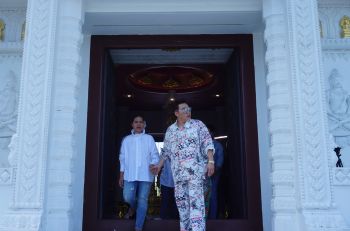 เฮงแน่!\'มดดำ\'พาย้อนรอยตำนานเมืองคอน เปิดปาฏิหาริย์น่าทึ่ง \'ไอ้ไข่ เด็กวัดเจดีย์\'