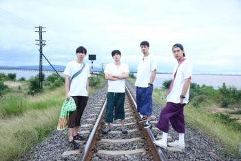 \'ทอย-เฟย-กันสมาย-เฟิร์ส\'ชวนเล่นว่าว  ชิมเมนูเด็ด ของชาวไทยเบิ้งบ้านโคกสลุงจ.ลพบุรี