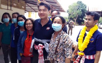 \'ปิยบุตร\' ลุยช่วยผู้สมัครนายก อบจ.ปลุกปชช.อยากเปลี่ยนแปลงประเทศเริ่มได้ที่อำนาจเจริญ