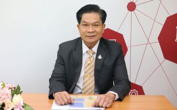 สพฐ.ชี้นักเรียนแต่งไปรเวทไปเรียน 1 ธ.ค.เป็นสิทธิ แต่ผิดระเบียบ ลงโทษตามกฎ