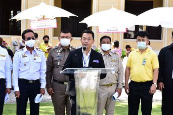 รัฐ-เอกชนร่วมใจให้บริการฟรี รับ-ส่ง ร่วมงานวันพ่อแห่งชาติที่สนามหลวง