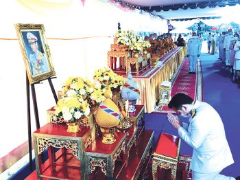 น้อมรำลึกร.9  พสกนิกรทั่วไทยพร้อมใจทำบุญ  พิธีมหามงคล5ธันวาคม
