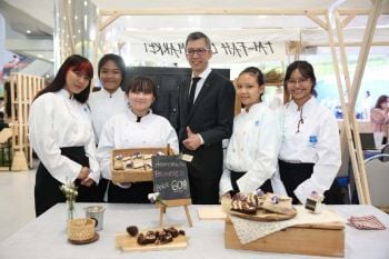 ‘เชฟมือใหม่ หัวใจอาสา’ สร้างอาชีพเสริมฝ่าวิกฤตโควิด-19  ไฟ-ฟ้า โดย ทีเอ็มบีและธนชาต ส่งต่อองค์ความรู้วิชาครัว