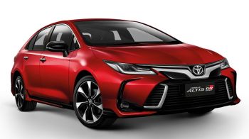\'โตโยต้า\'เผยโฉม \'โคโรลล่า อัลติส\' รุ่น 1.8 SPORT ใหม่ เคาะราคาเริ่ม9.64แสน