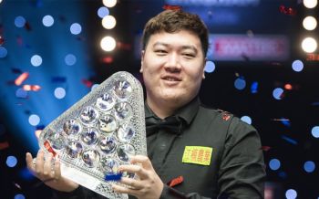 \'หยาน ปิ่ง เถ้า\' คว่ำ \'ฮิกกินส์\' ผงาดแชมป์เดอะมาสเตอร์ส 2021