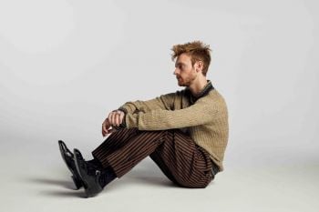 \'FINNEAS\' โปรดิวซ์ฯ มือทองพี่ชาย Billie Eilishส่งซิงเกิลใหม่ \'American Cliché\'