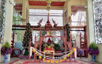 อาชีวะอุบลฯ ชวนนมัสการสรงน้ำ ‘พระแก้วบุษราคัม’ 13-15 เมษาฯนี้