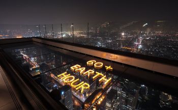 คิง เพาเวอร์ มหานคร ร่วมกิจกรรม ‘60+ Earth Hour 2021’ รณรงค์ร่วมปิดไฟ 1 ชั่วโมง ลดโลกร้อน