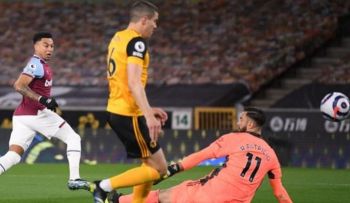 ขุนค้อนชนะรั้งที่ 4 - บาร์ซ่าเฉือนหวิว