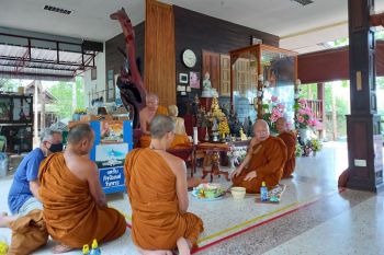 พ่อแม่ครูอาจารย์สาย\'หลวงปู่มั่น\'ร่วมงานมุฑิตา75ปี \'หลวงพ่อสมศรี อัตตสิริ\' วัดเวฬุวนาราม