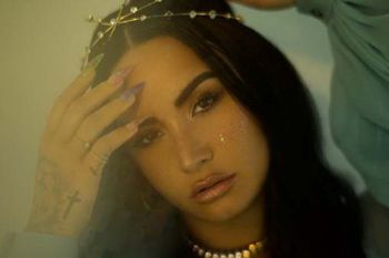 ‘Demi Lovato’ ส่งอัลบั้มใหม่  พร้อมดึง Ariana Grande มาร่วมแจม