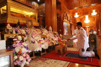 \'ผวจ.ศรีสะเกษ\'เป็นผู้แทนพระองค์ในการบำเพ็ญพระกุศล เปลี่ยนผ้าไตรสรีระสังขาร\'หลวงปู่สรวง\'