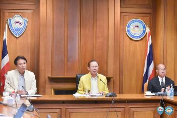 ไทยฉีควัคซีนล่าช้า  ห่วงกระทบศก./เอกชนขอนำเข้าเอง