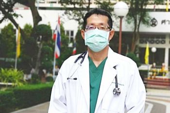 ‘หมอนิธิพัฒน์’กังขาแถลงเตียงพอ ทำไมเกิดดรามา‘อาม่า’รอจนเสียชีวิต.?