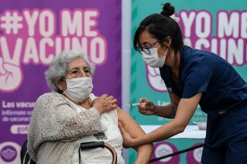 ชาวชิลีกว่า 6.3 ล้านคน ได้รับวัคซีนโควิด-19 ครบโดสแล้ว