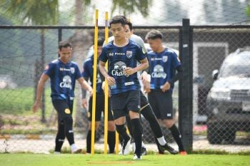 แข้งไทยซ้อมเน้นฟิต