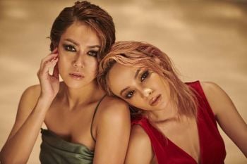 ‘นิว-จิ๋ว’ ชม ‘เอิร์ท-มิกซ์’ เก่ง!!  ถ่ายทอดอารมณ์สุดอินจนเสียน้ำตาในมิวสิกฯ ‘ครึ่งชีวิต(ทั้งหัวใจ)’