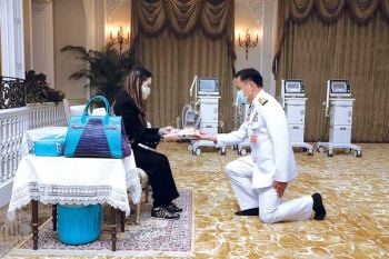 สมเด็จเจ้าฟ้าฯ กรมพระศรีสวางควัฒนฯ พระราชทานความช่วยเหลือ  ผู้ได้รับความเดือดร้อนจากสถานการณ์การแพร่ระบาดของโรคติดเชื้อไวรัสโควิด-19