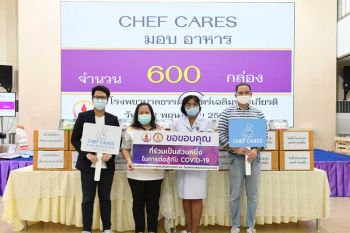 ‘มูลนิธิเชฟแคร์ส’ร่วมต้านภัยโควิด-19 มอบอาหารแก่ รพ.ธรรมศาสตร์เฉลิมพระเกียรติ