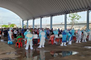 สมุทรปราการยอดผู้ติดเชื้อเริ่มลดลง \'รพ.สต.เทพารักษ์\'เร่งคัดกรองในชุมชน