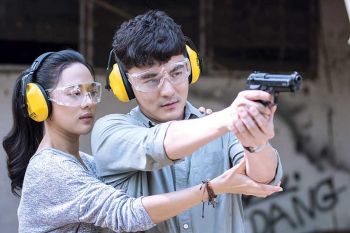 เบื้องหลังกองถ่าย : ‘ธันวา-ทับทิม’รีเทิร์นโชว์ฝีมือโรแมนติก ใน ‘หลงกลิ่นจันทน์’