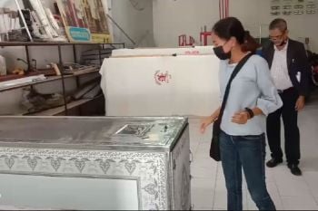 ลูกสาวเคาะโลงศพ\'เสี่ยสุชาติ\'ให้ไปสู่สุขติ หลังจับผู้ต้องหาได้-ทนายยื่นคัดค้านประกันตัว