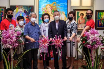 เชิญชมนิทรรศการ \'สัมผัสแห่งความสุข\' โดย ศิลปิน 2 รัชสมัย