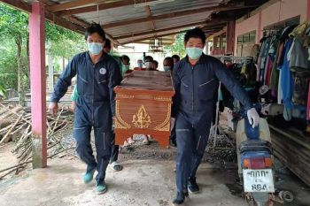 ชายวัย41ป่วยซึมเศร้า แขวนคอตัวเองดับคาบ้าน