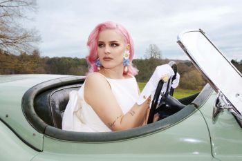 มาแล้ว ‘Anne-Marie’ เผยชื่ออัลบั้มใหม่ ‘Therapy’