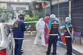 สลด!พ่อวัย84คาดเสียใจลูกสาวป่วยโควิดติดเตียง เสียชีวิตในบ้าน โดดตึกตายตาม