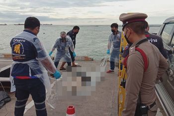 พบศพปริศนาลอยกลางทะเลศรีราชา เตรียมชันสูตรตามหาญาติ