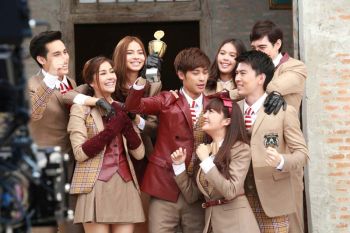 ‘ช่อง 9’ ร่วมกับ ‘บรอดคาซท์ฯ’ ประเดิมซีรี่ส์ ‘เรื่อง ลับ หลัง’