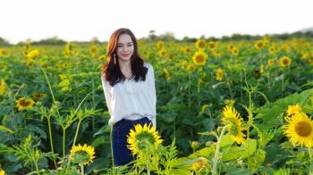 ‘สกาย-มาเรีย’ ปลื้มเล่น ‘ทานตะวันสีเพลิง’ ฟีดแบ๊กดี