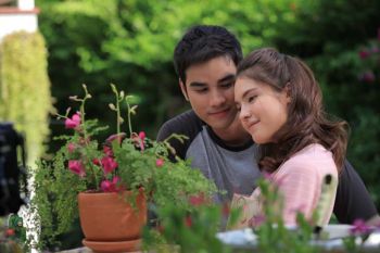 ‘ลาล่า ลาริสา’ แจ้งเกิดไม่มีหยุด!!  โชว์สกิลการแสดงละคร 2 เรื่องบนจอช่อง 3