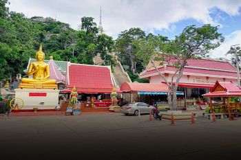 พิษโควิด! \'วัดเขาตะเกียบ\'แหล่งท่องเที่ยวดังหัวหิน สุดเงียบเหงา